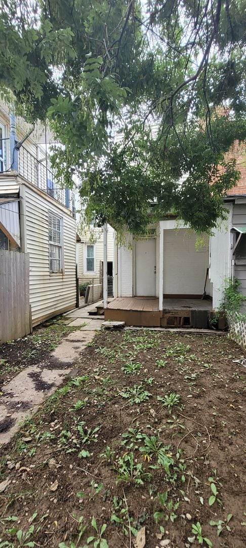 Building Photo - 3 bedroom 1 bathroom York, PA