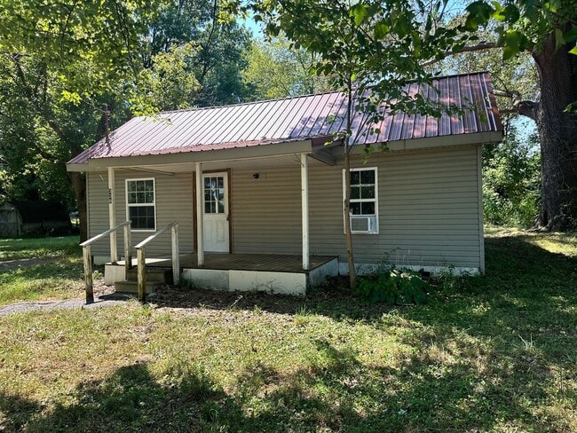 Building Photo - 1 bedroom house in Hardin