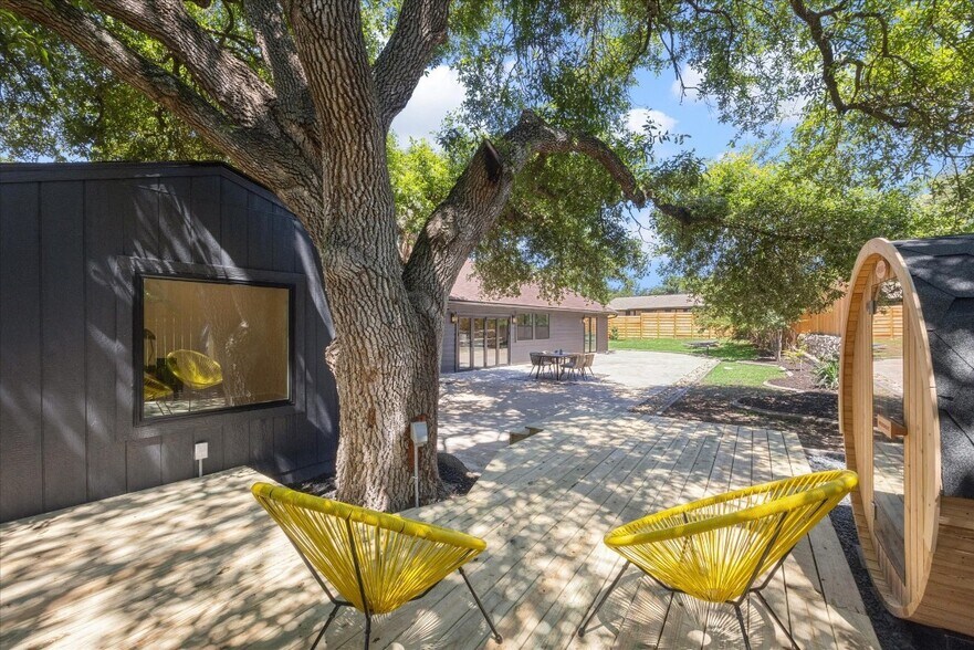 Building Photo - 7130 Scenic Brook Dr