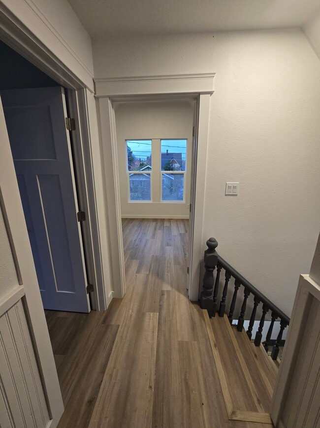 Building Photo - 515 Irving St