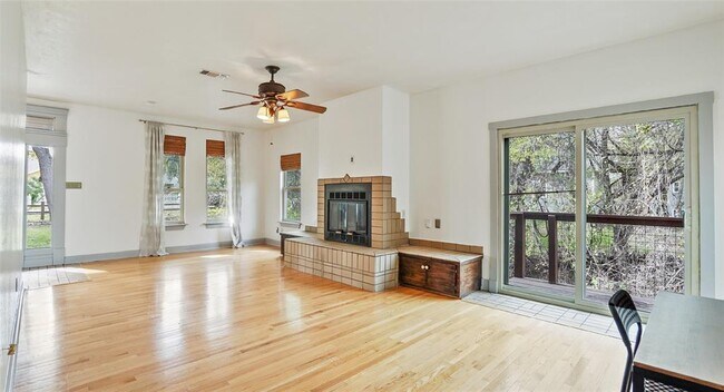 Building Photo - 13918 Hummingbird Ln