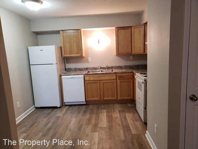 Building Photo - 108 Blurton Dr