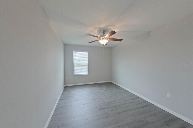 Building Photo - 8670 SW 43rd Ter