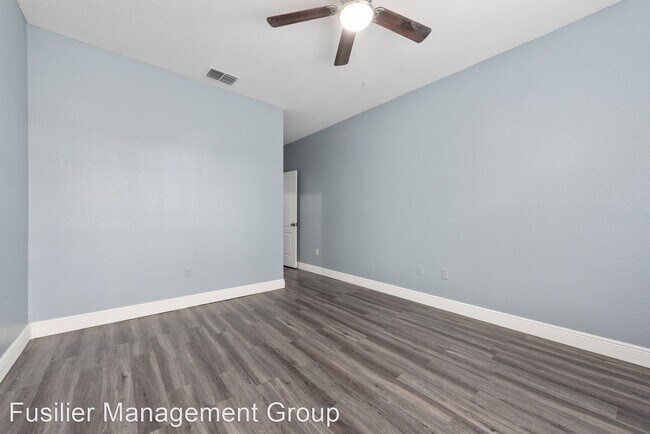 Building Photo - 2 br, 2 bath House - 3349 S Kirkman Rd. # ...