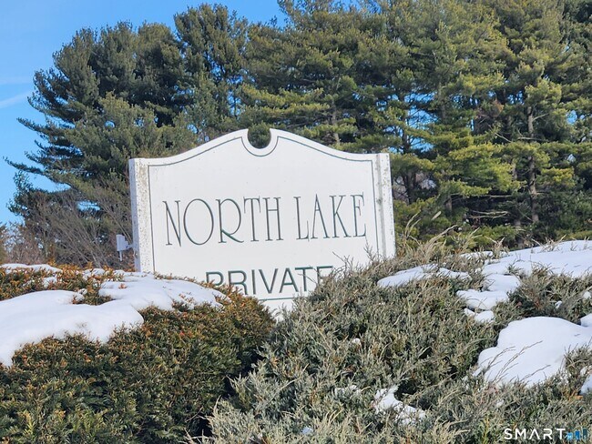 Building Photo - 22 North Lake Dr