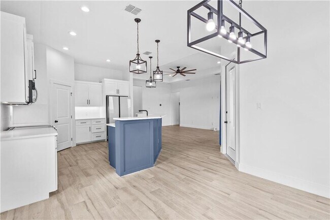 Building Photo - 7721 Nadia Dr