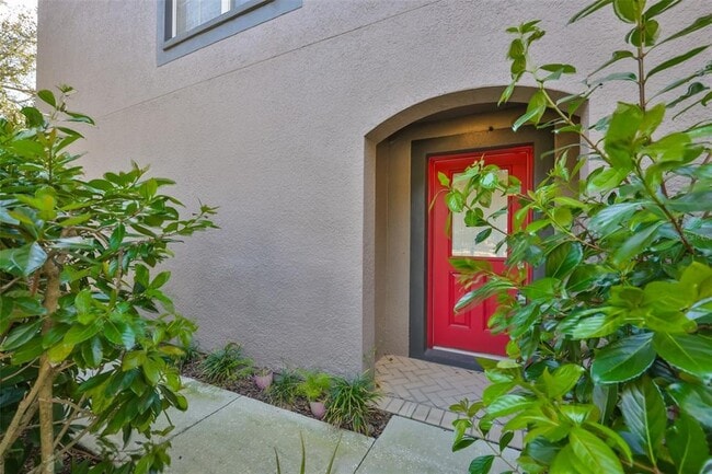 Building Photo - 1307 Salem Orchard Ln