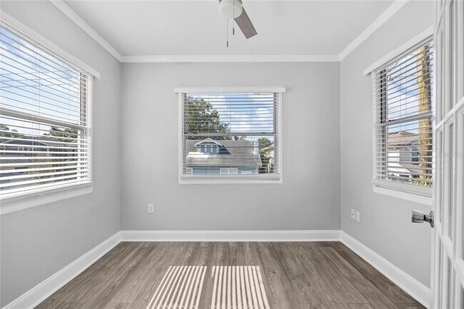Building Photo - 3205 W San Pedro St