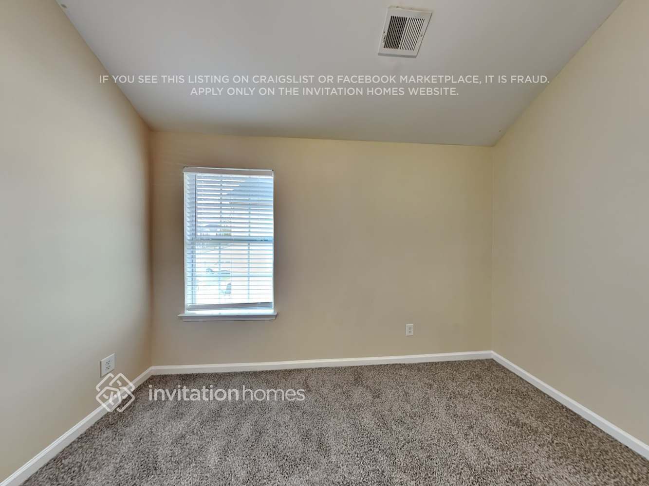 Building Photo - 9782 Sinclair Ln