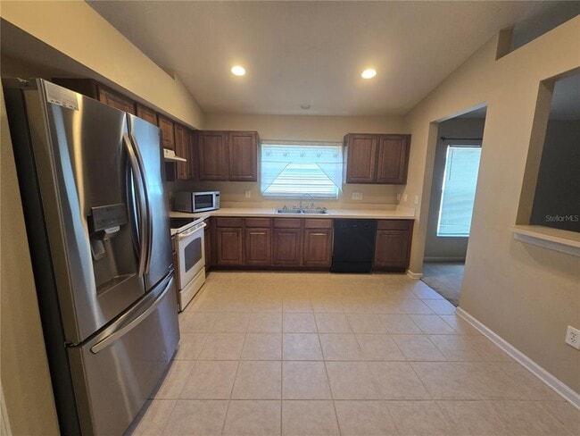 Building Photo - 7624 Granitville Dr