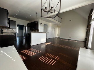 Building Photo - 513 Cornerstone St