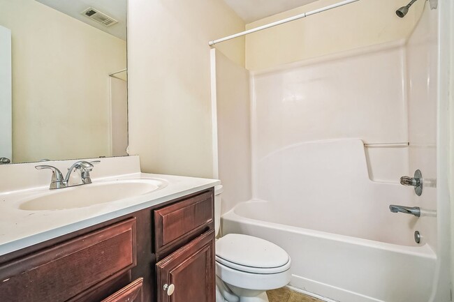 Building Photo - 117 Stonebridge Crossing
