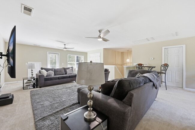 Building Photo - 4008 La Crema Dr