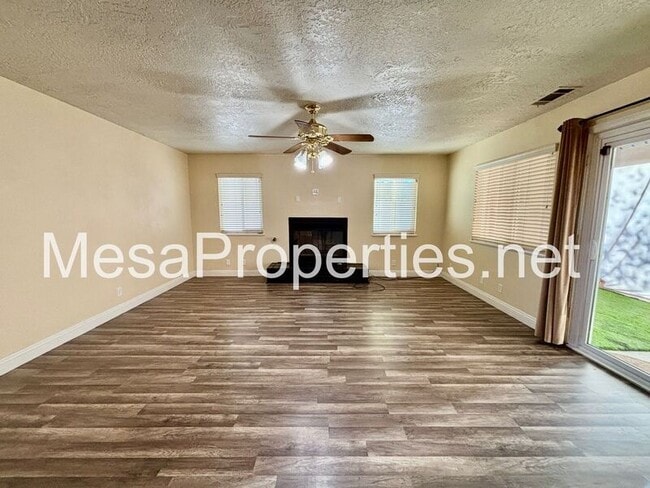 Building Photo - 12820 Santa Anita Trail