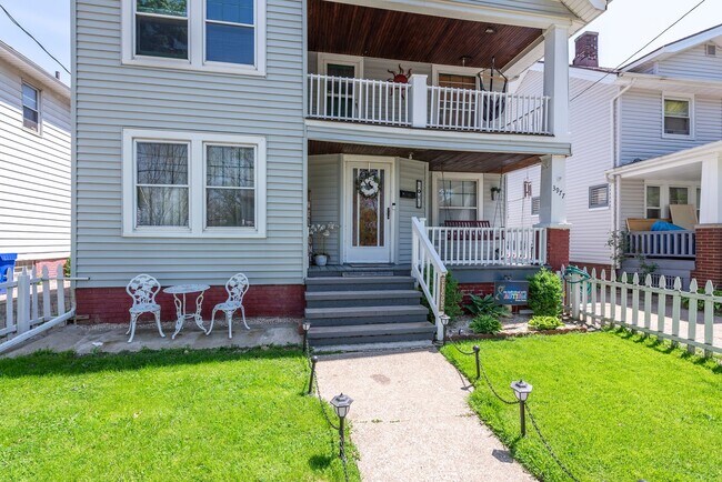 Building Photo - 3977 W 23rd St