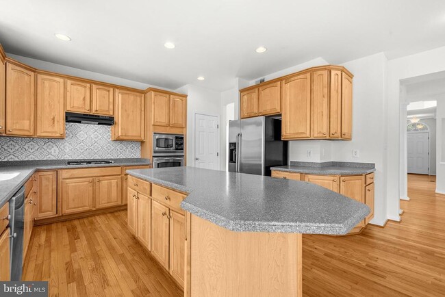 Building Photo - 5407 Silver Maple Ln