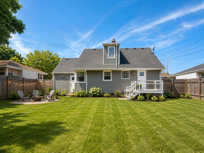 Building Photo - W158N9026 Charles Dr