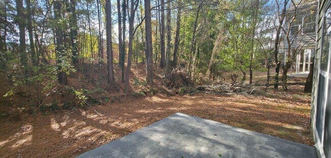 Building Photo - 4915 Lakebrooke Run