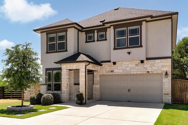 Building Photo - 13022 Bloomington Dr