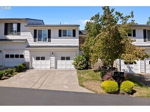 Building Photo - Bright and Open 1,638 SqFt Home Featuring Fireplace, Updated Kitchen & Scenic Outdoor Views ***Wa...