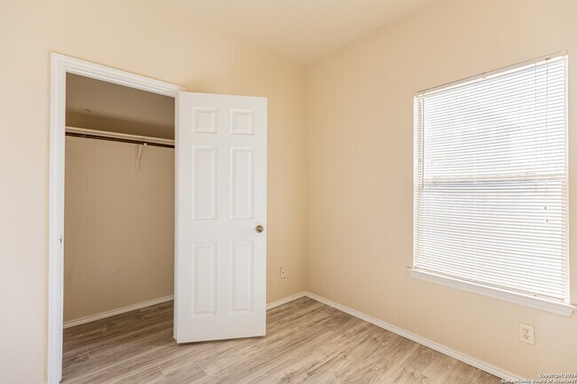 Building Photo - 7226 Golf Way
