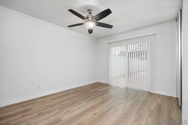 Building Photo - 207 Carissa Dr