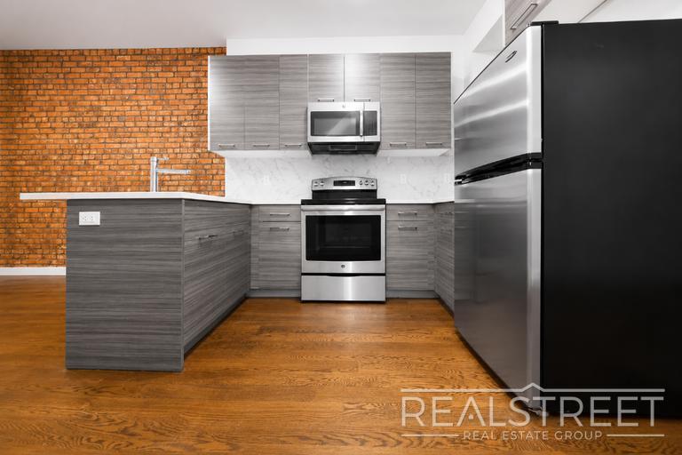 Building Photo - Modern 3 Bed 1.5 Bath in Stuyvesant Hieghts