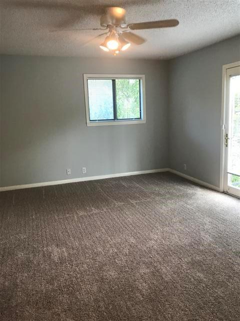 Building Photo - 502 W 17th St