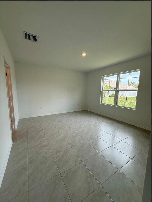Building Photo - 3757 SW Port St Lucie Blvd