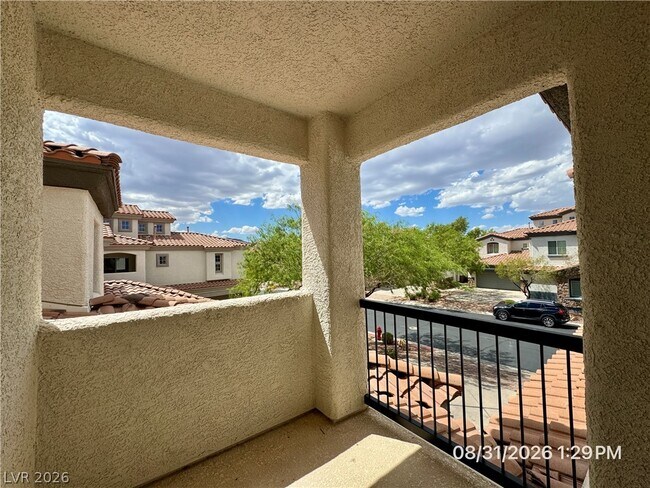 Building Photo - 1088 Moonlit Oasis Ln