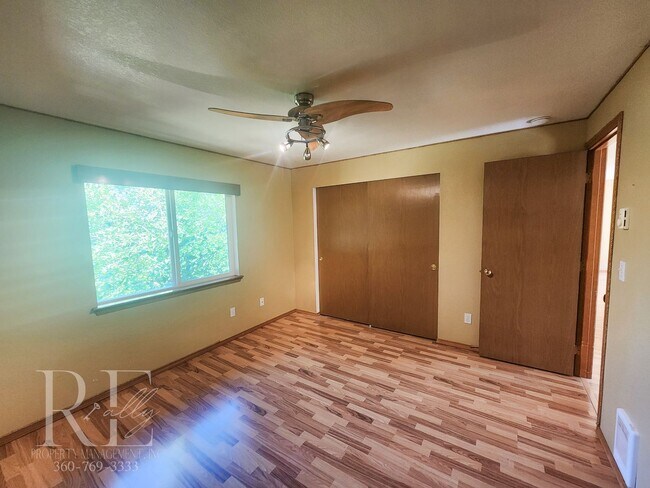 Building Photo - MILITARY DISCOUNT - $75/MO OFF!!