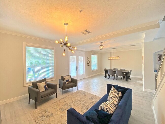 Building Photo - Lake Nona Pool Home for Rent 4bed 3 bath