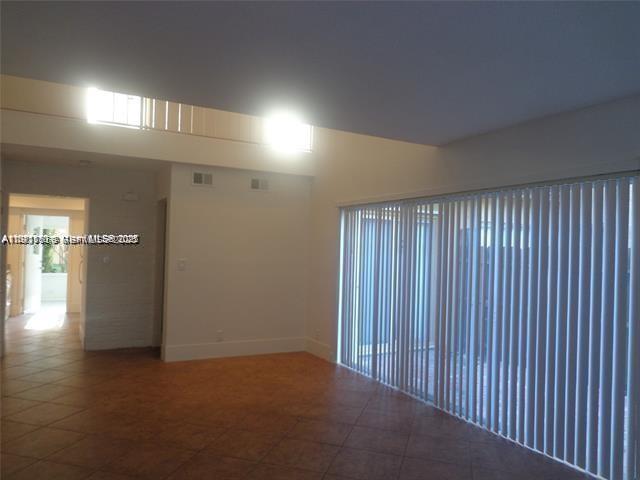 Building Photo - 3741 NW 95th Terrace