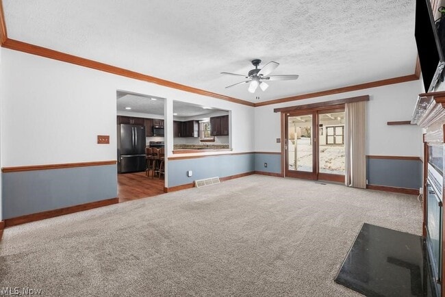 Building Photo - 13943 Walking Stick Way