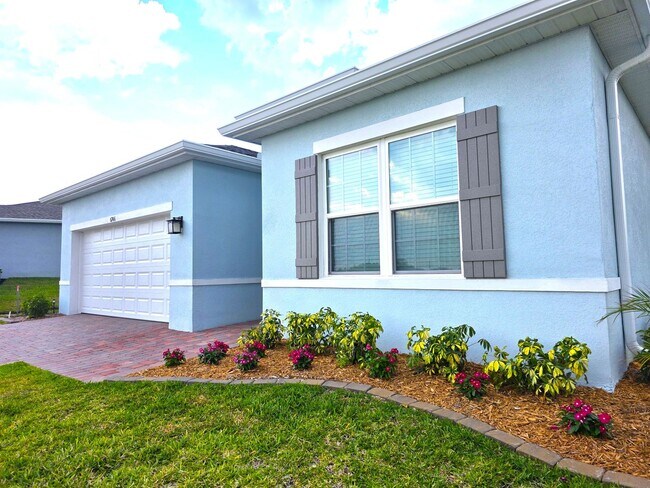 Building Photo - OOH-LA-LA ! Vero Beach Rentals. Vero Beach Rent, LLC and Property Management Company