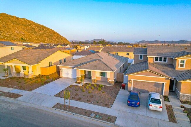 Building Photo - 30153 Truckee Cir
