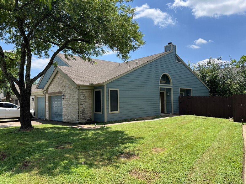 Interior Photo - Ranchstone Garden Homes