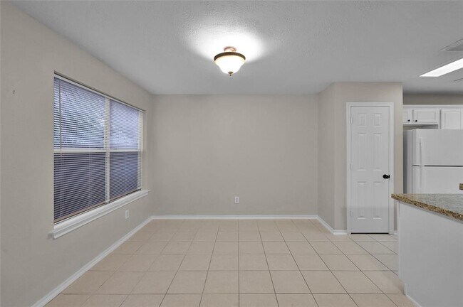 Building Photo - 147 Anise Tree Pl