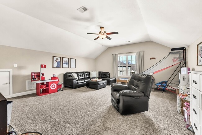 Building Photo - 516 Castle Pinckney Ln