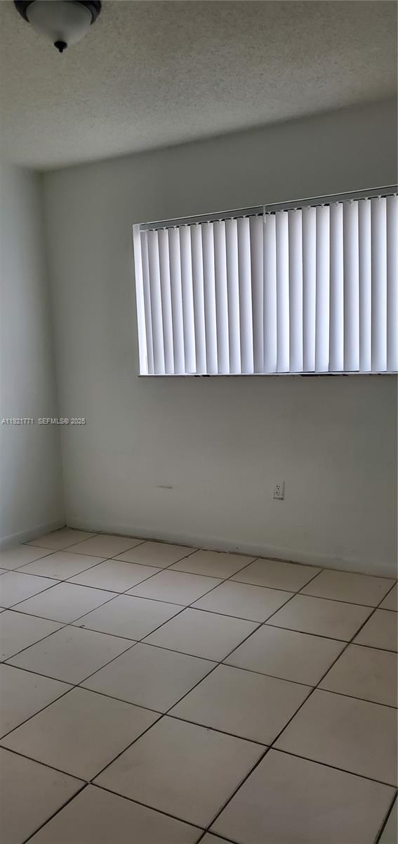 Building Photo - 5702 W 26th Ave