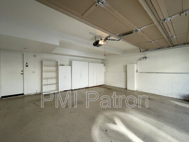 Building Photo - 4548 Montecito Dr