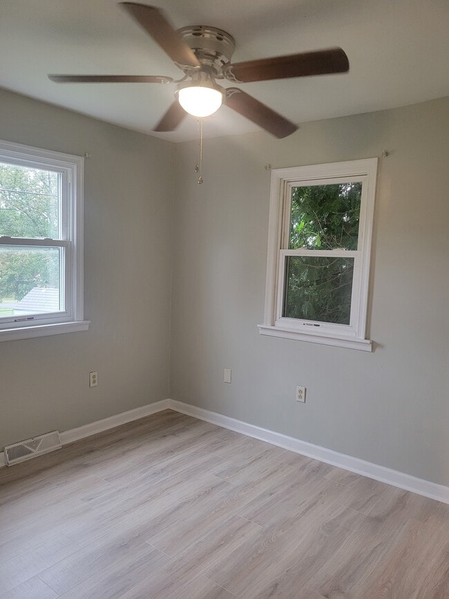 Building Photo - 1087 Commonwealth Blvd