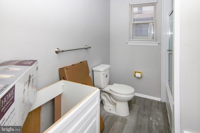 Building Photo - 106 Haines Ave