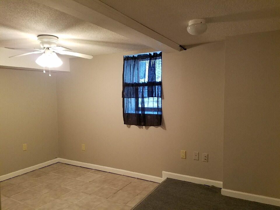 Bdrm - 1717 Monroe Ave