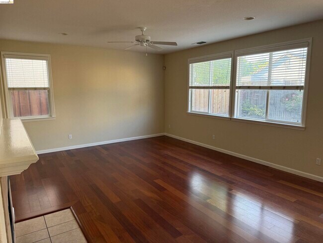 Building Photo - 5107 Fern Ridge Cir