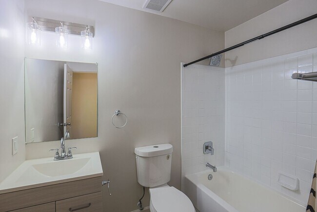 Building Photo - 3342 Garrison Cir