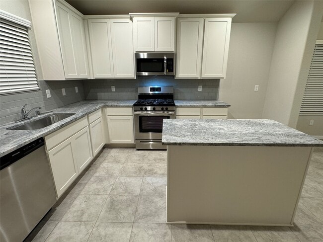 Building Photo - 1436 Sundown Gln Ln