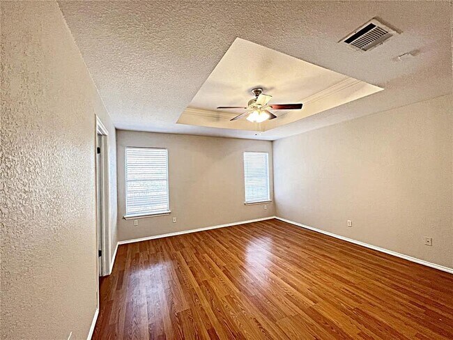 Building Photo - 17301 Dashwood Creek Dr