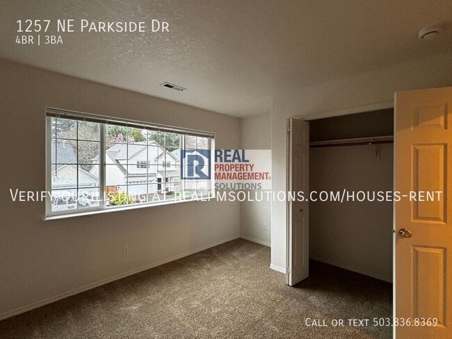 Building Photo - 1257 NE Parkside Dr