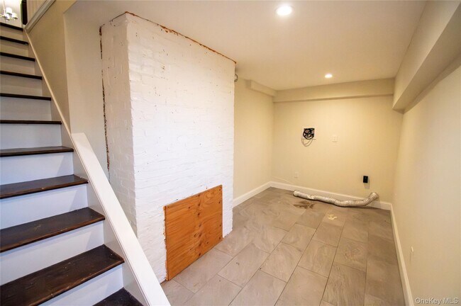 Building Photo - 3159 Milburn Ave